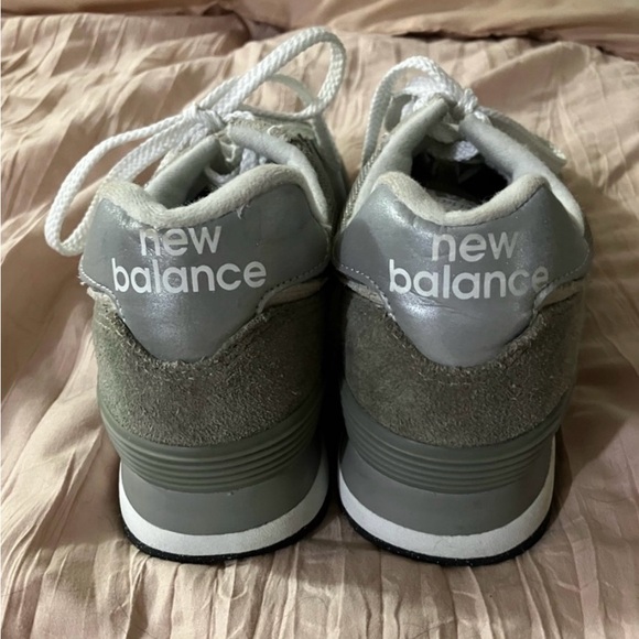 New Balance' Grey Sneakers 
Size: 7.5 - Picture 3 of 5